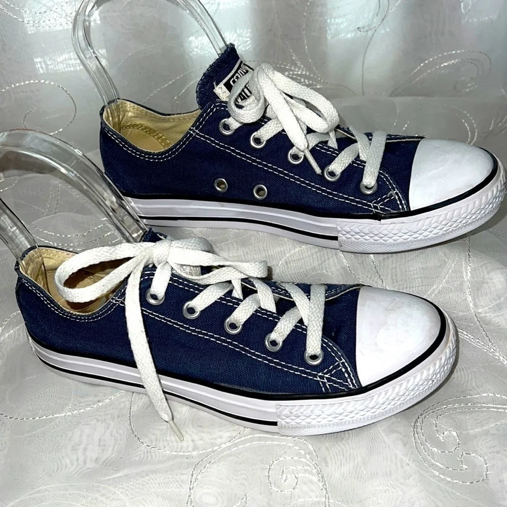 𝅺converse Chuck Taylor Size 3 Excellent Shape